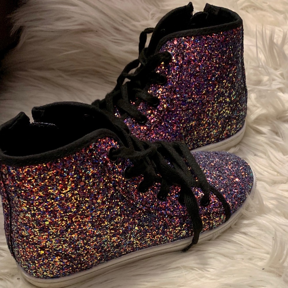 Glittery girly Fabkids sneaker boots